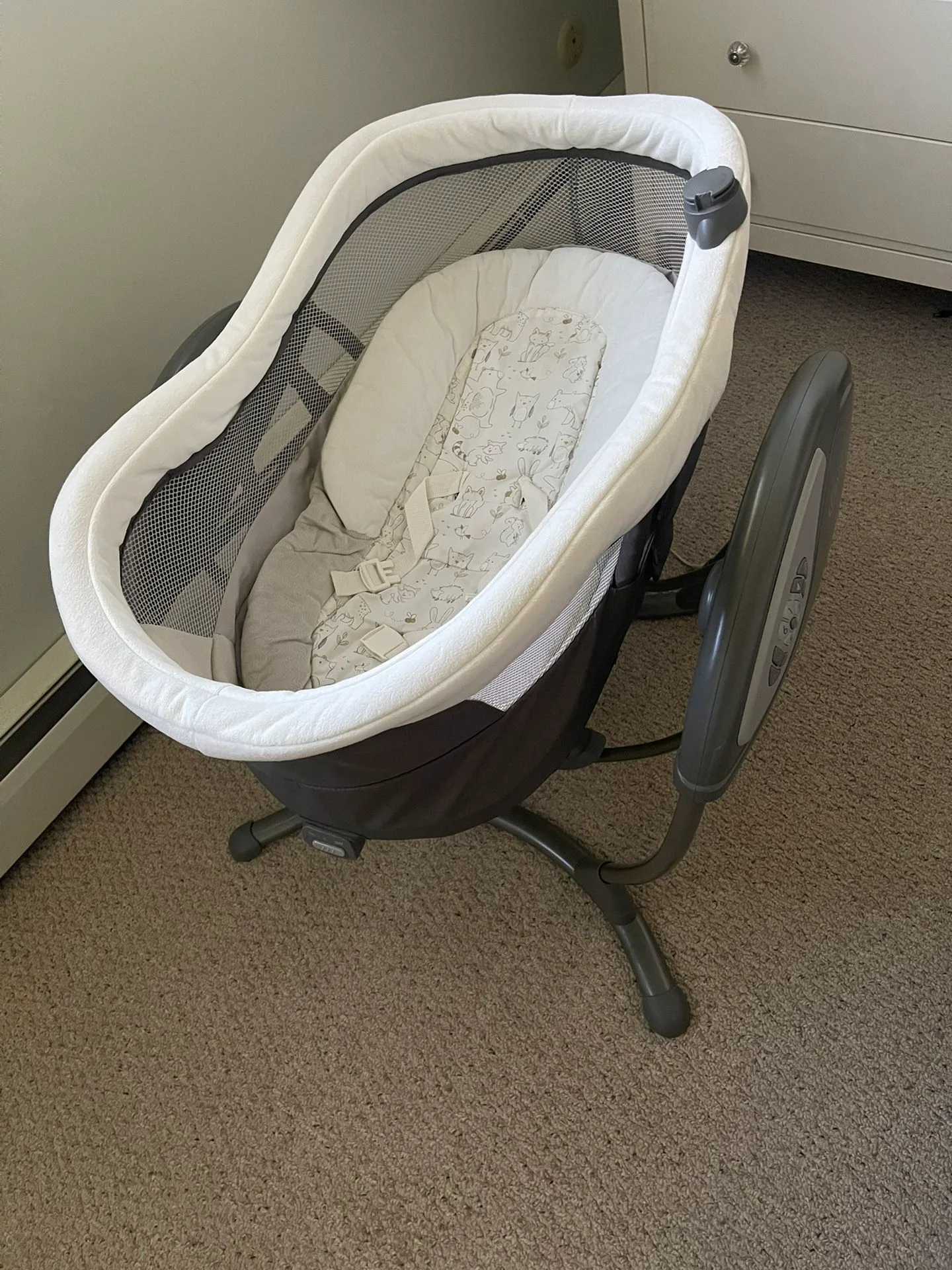 Graco DuoGlider Bassinet
