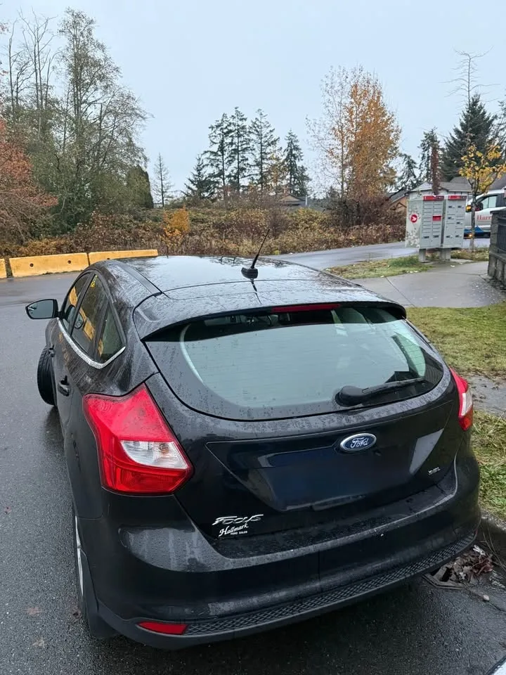 2012 Ford Focus image indicator(2)