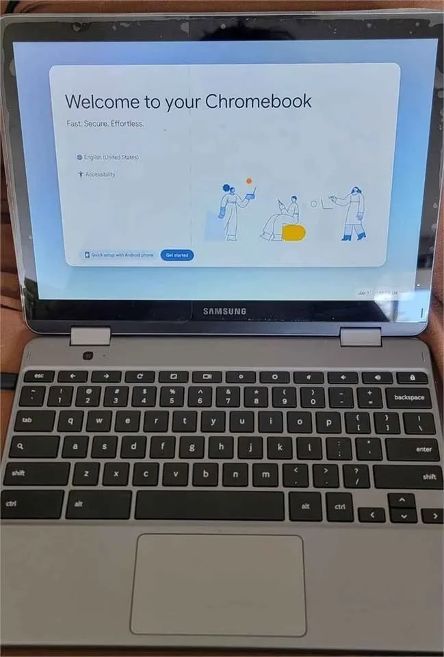$350 Samsung Chromebook Plus XE525QBB-K01US image indicator(5)