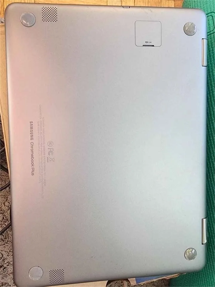 $350 Samsung Chromebook Plus XE525QBB-K01US image indicator(7)