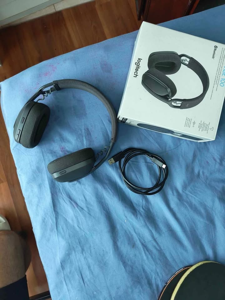Logitech ZONE VIBE 100 with original box - photo 2