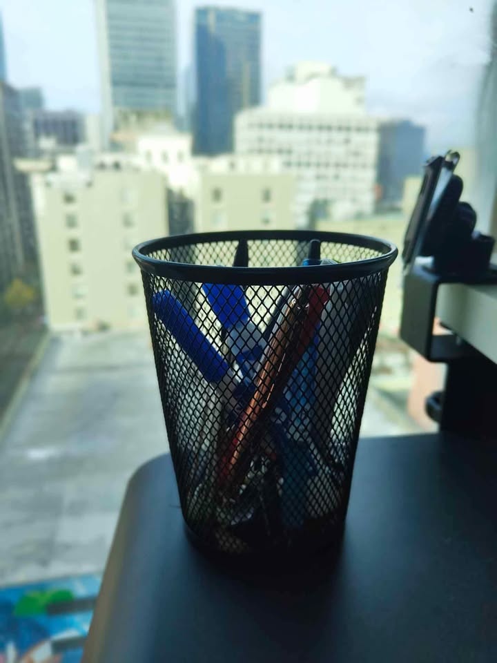 Pen holder desk organizer - photo 2