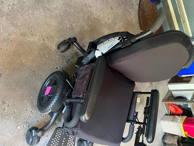 Electric Wheelchair