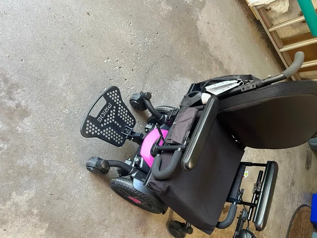 Electric Wheelchair image indicator(2)