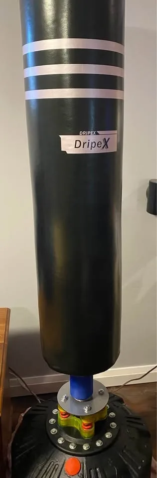 DripeX Punching Bag with Shock-Absorbing Base image indicator(7)