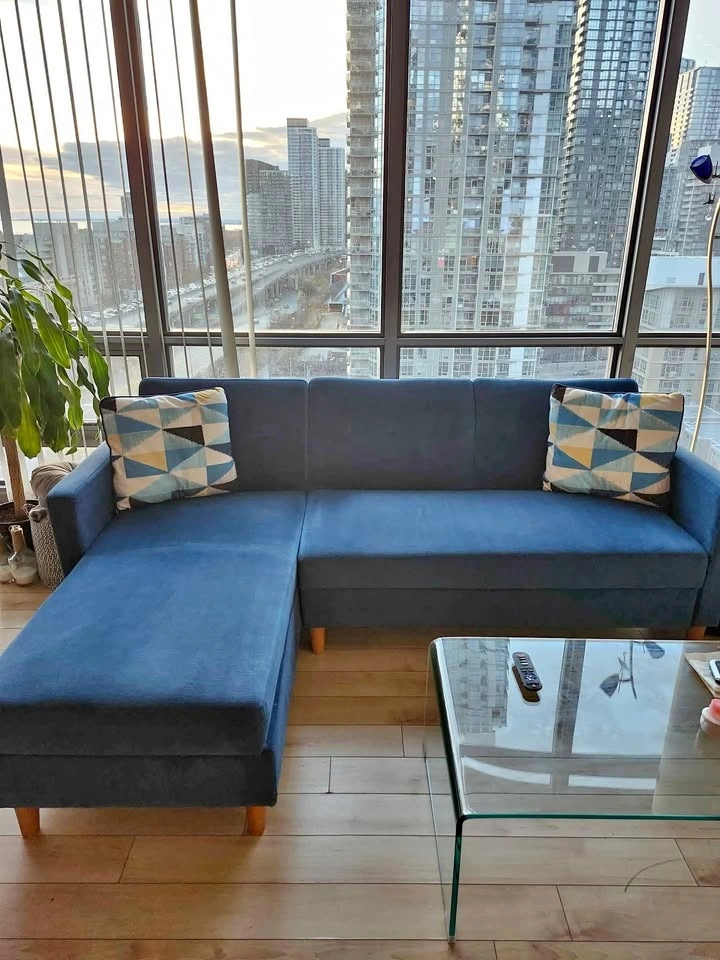 Sofa (Reversible Chaise+Storage+Bed)