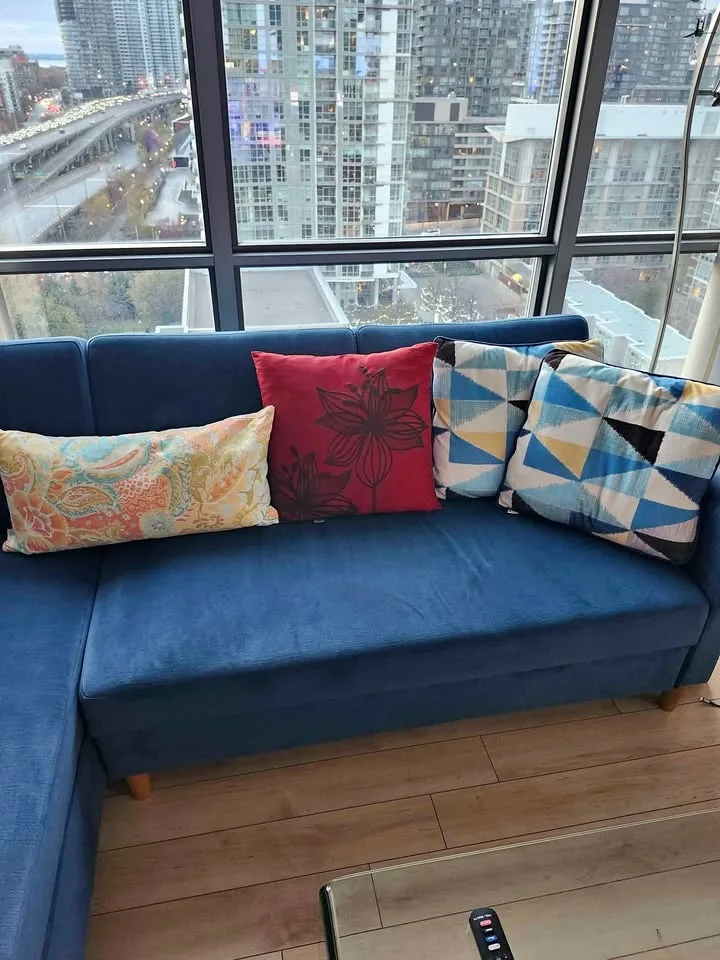 Assorted cushions