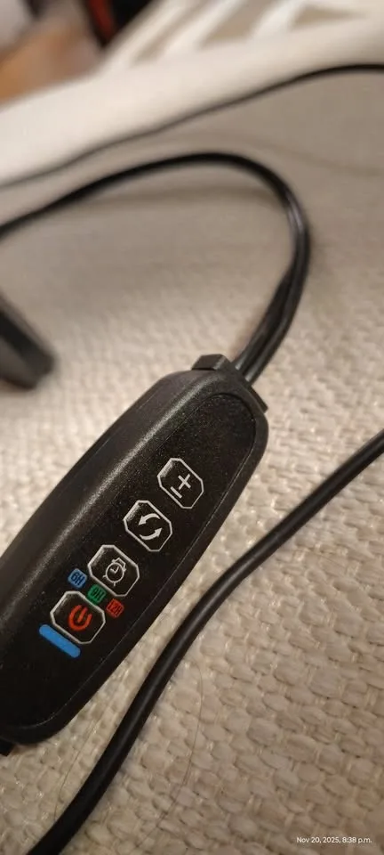 Clip-On LED Grow Light — great for indoor plants! image indicator(2)