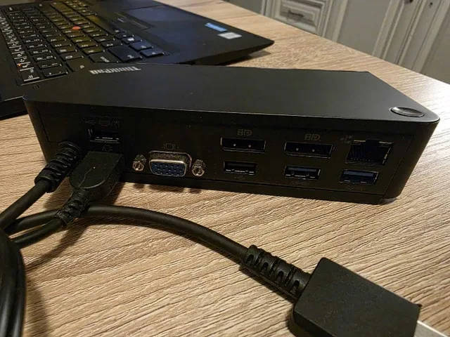 ThinkPad X1 Yoga (1st Gen) - 1440P, 512GB, 8GB RAM, new battery image indicator(6)