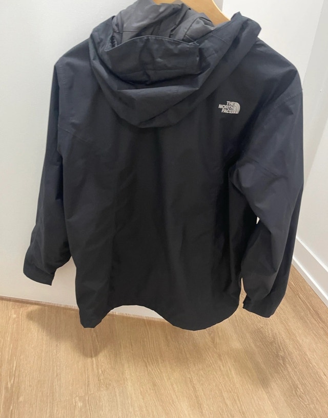 The North Face Boys' Black Jacket Size XL - photo 3