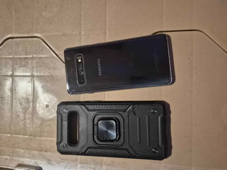 Samsung S10 128gb image indicator(3)