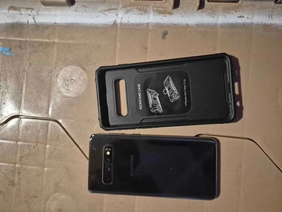 Samsung S10 128gb image indicator(4)