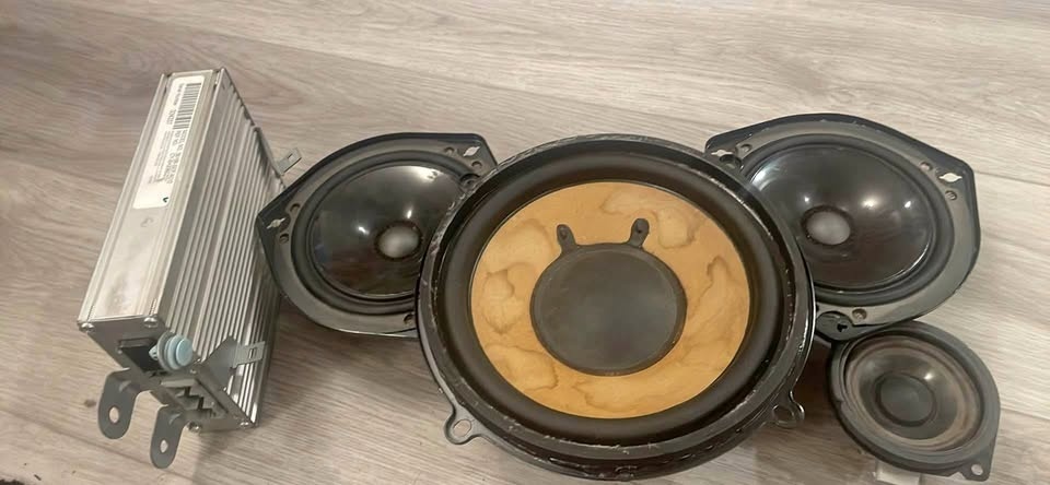 Car subs and amp