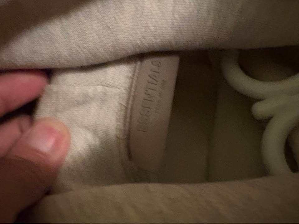 Light oatmeal essentials hoodie - photo 2