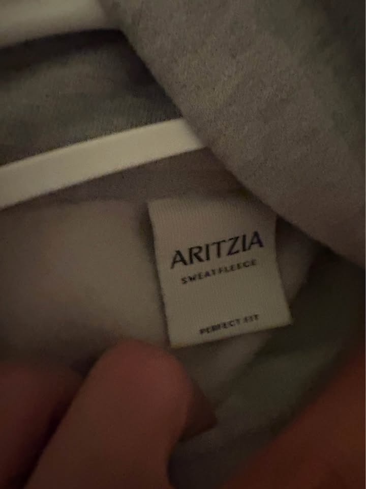 Grey aritzia perfect tracksuit - photo 3