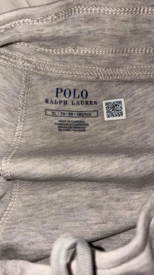 Grey polo sweatpants image indicator(3)