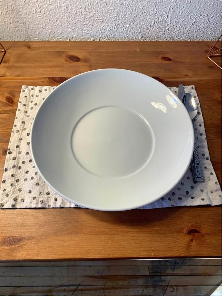 Deep Plate Sets of 12 Restaurant Quality Buffalo China