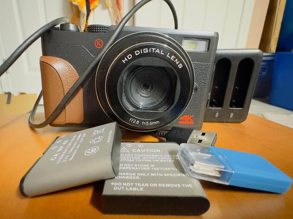 K100 Digital Camera - photo 3