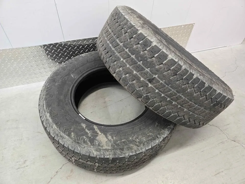 Bridgestone Dueler A/T Tires- 265/70R17 image indicator(7)