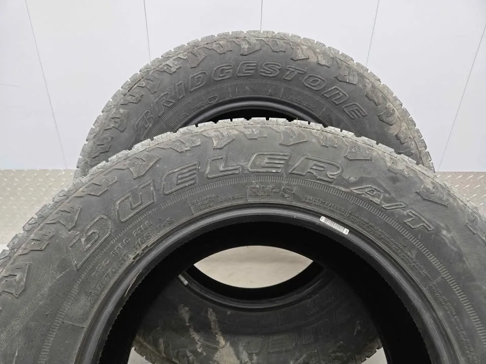 Bridgestone Dueler A/T Tires- 265/70R17 image indicator(8)
