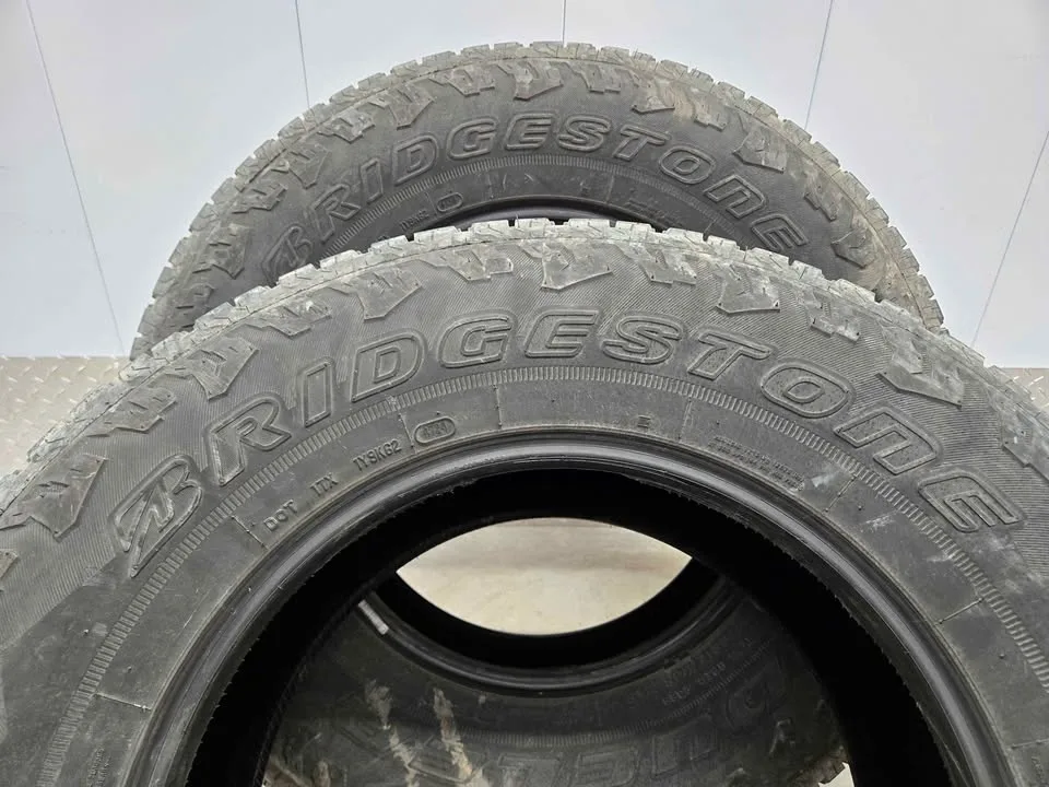 Bridgestone Dueler A/T Tires- 265/70R17 image indicator(9)