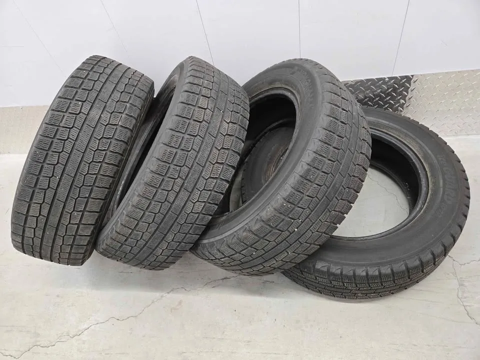 Yokohama Ice Guard Winter Tires- 225/60R17 image indicator(7)