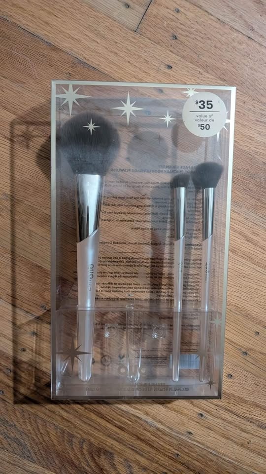 Quo flawless face makeup brush set