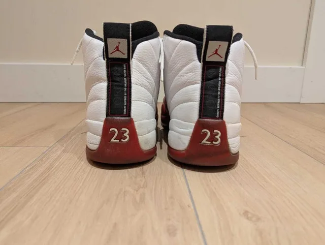 Retro 2009 Cherry Air Jordan 12s Size 13 image indicator(6)