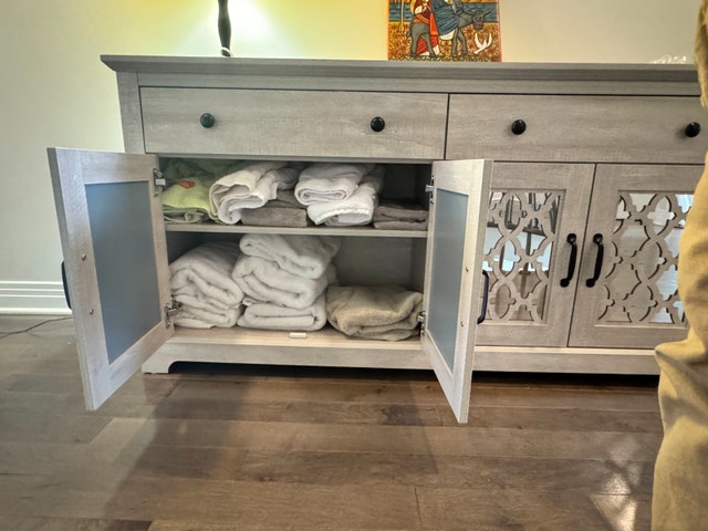 Compact Sideboard/Credenza - Like New - photo 3
