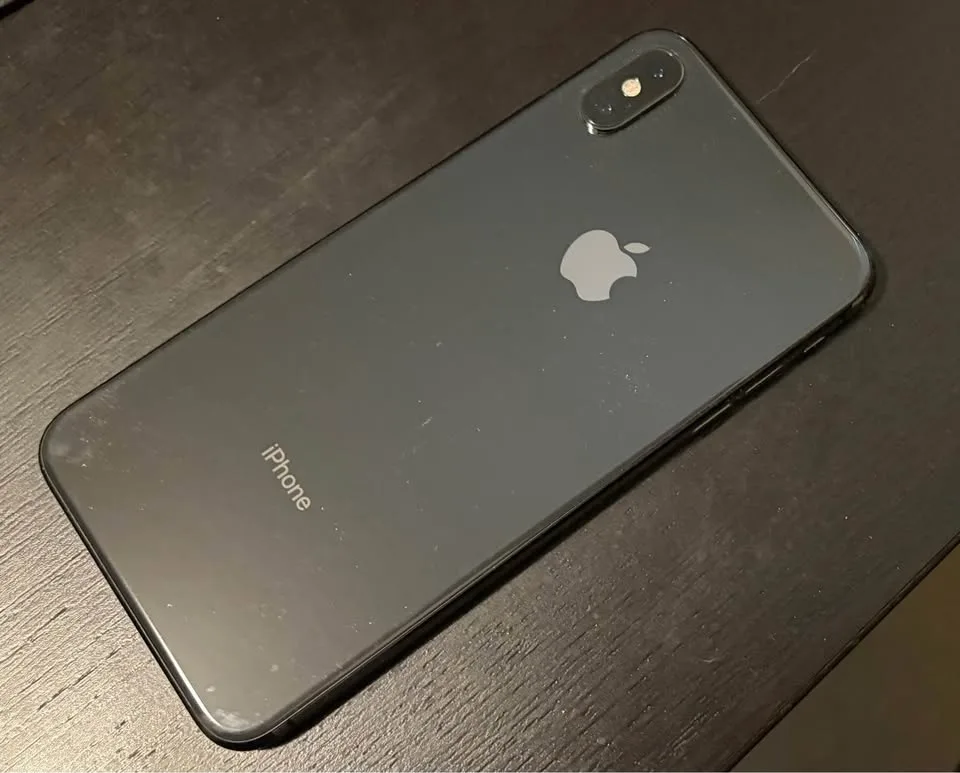 iPhone XS Max 512GB Space Gray image indicator(2)