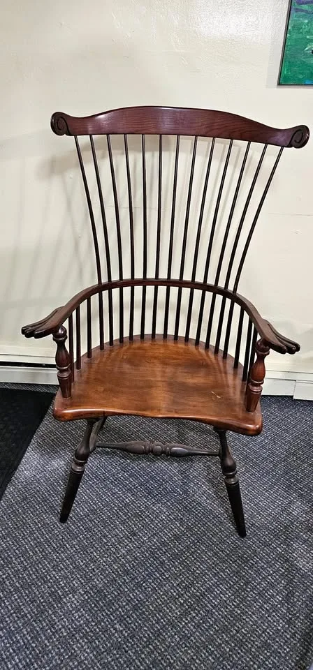 High Comb Back Windsor Chair