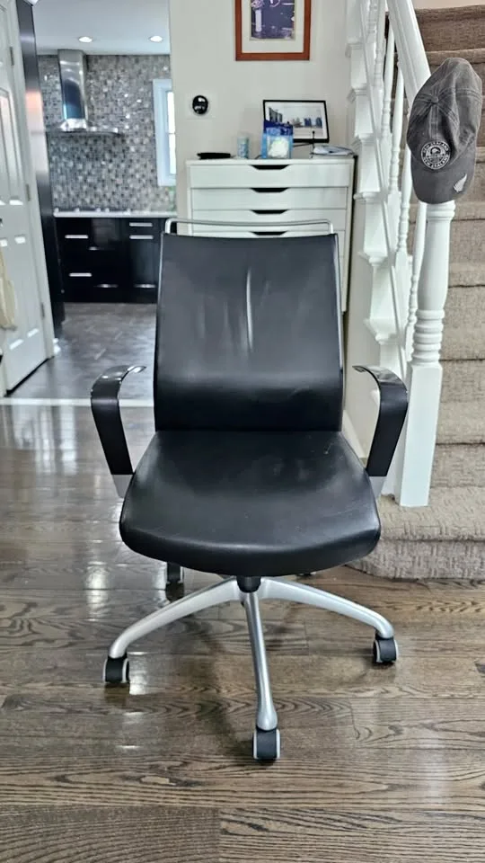 Leather Desk Chair - Krug – Dorso Tilter Series “S”