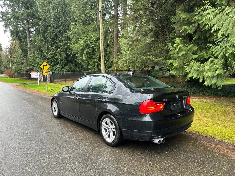 2009 BMW 3 Series image indicator(4)