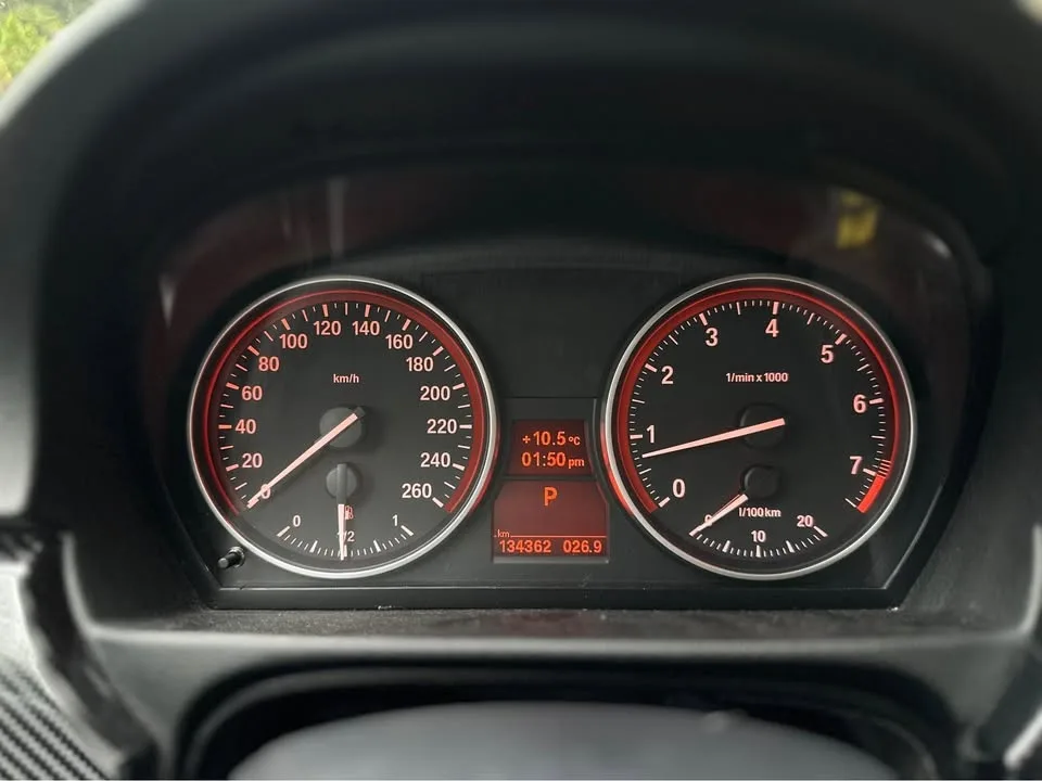 2009 BMW 3 Series image indicator(7)