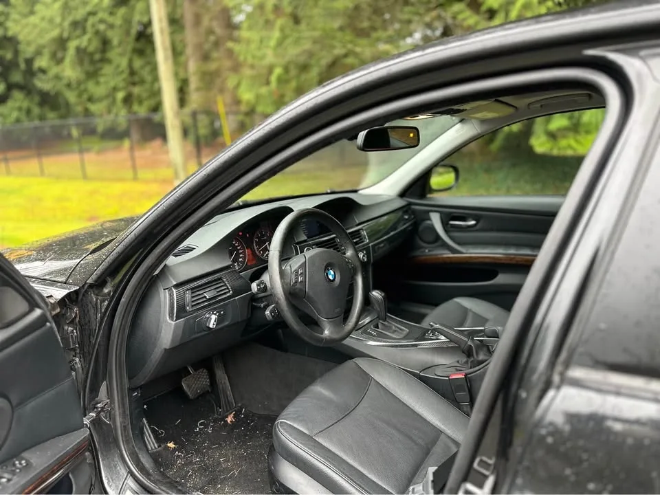 2009 BMW 3 Series image indicator(8)