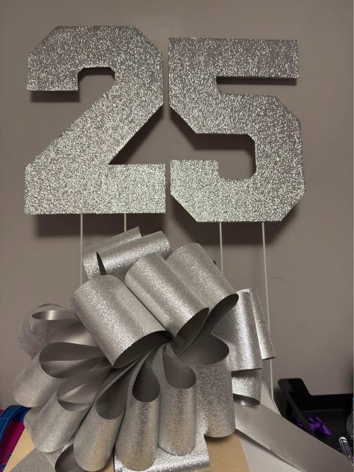 25 birthday/anniversary decor - photo 3