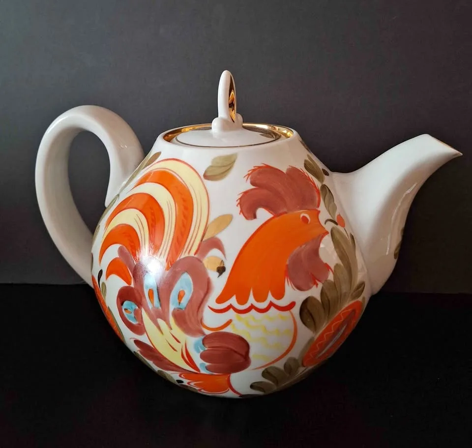 Large vintage USSR soviet ceramic teapot - rooster