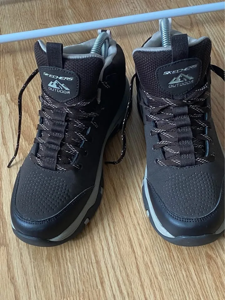 Skechers Women's Relaxed Fit: Trego - Trail, size 8 image indicator(2)