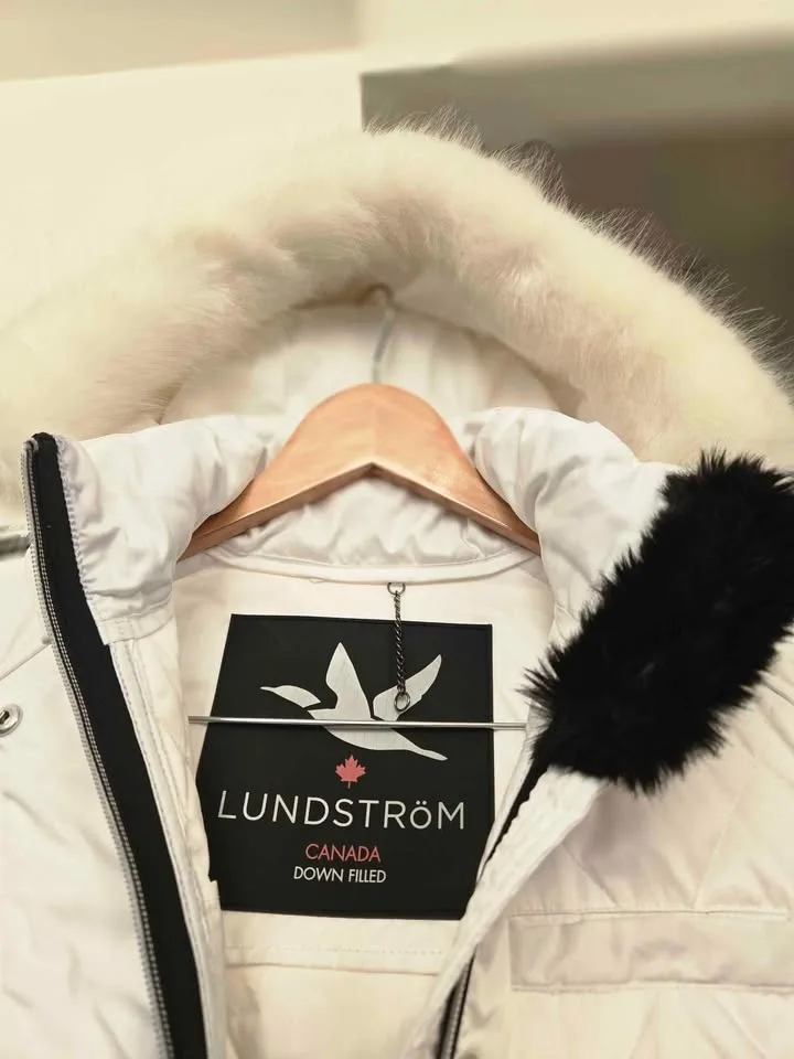 Linda Lundström Women Winter Jacket image indicator(2)