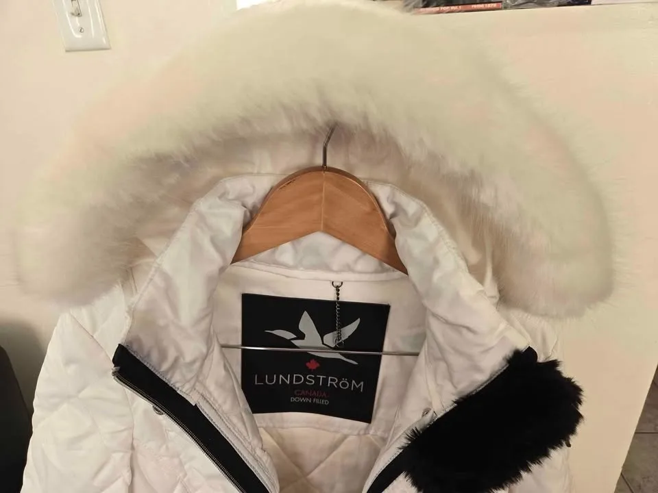 Linda Lundström Women Winter Jacket image indicator(6)