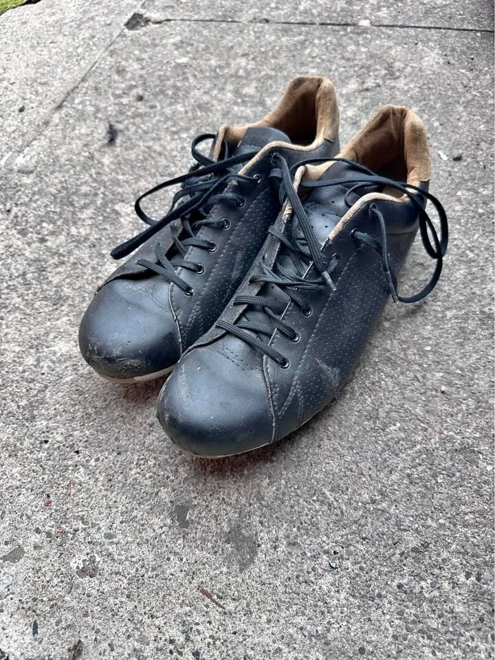 Men's Giro Republic Clipless Cycling Shoes (Size 10.75 US)