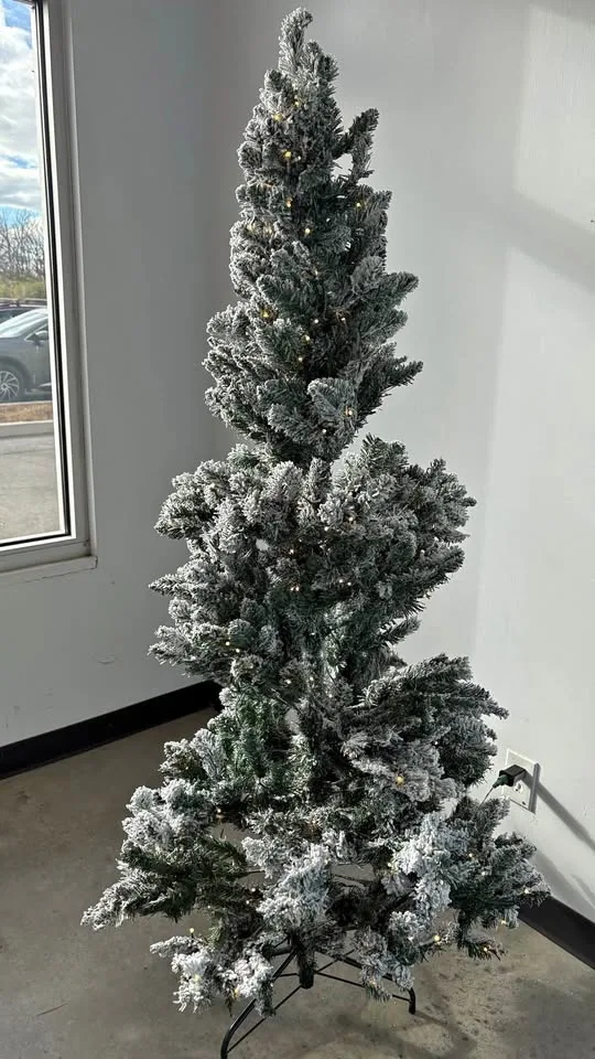6ft christmas tree with lights