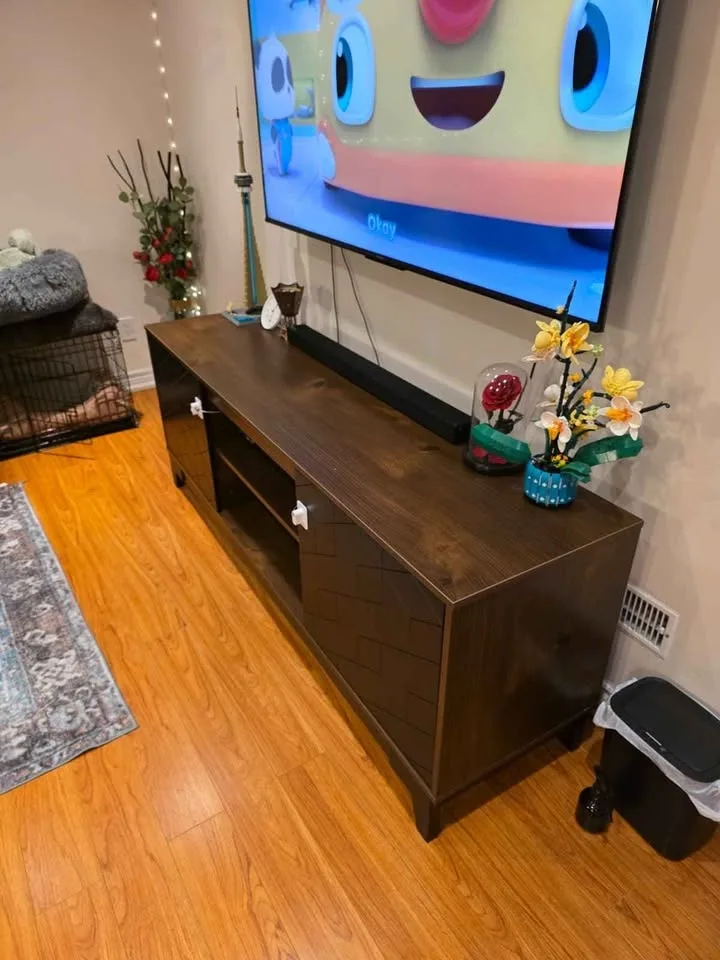 Tv Table **moving sale** tv stand image indicator(2)