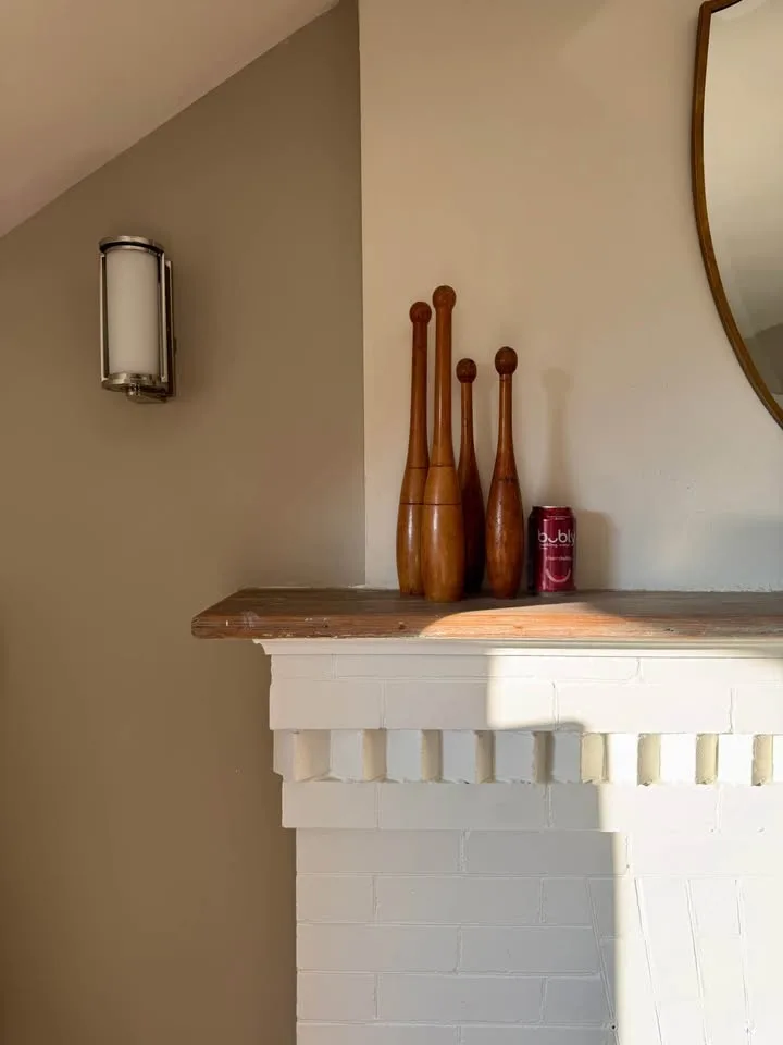 Set of 4 Wooden Vintage Indian Clubs image indicator(5)