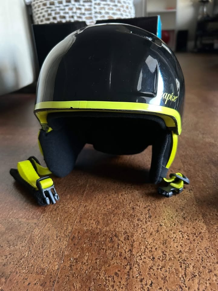 Ski helmet & matching goggles