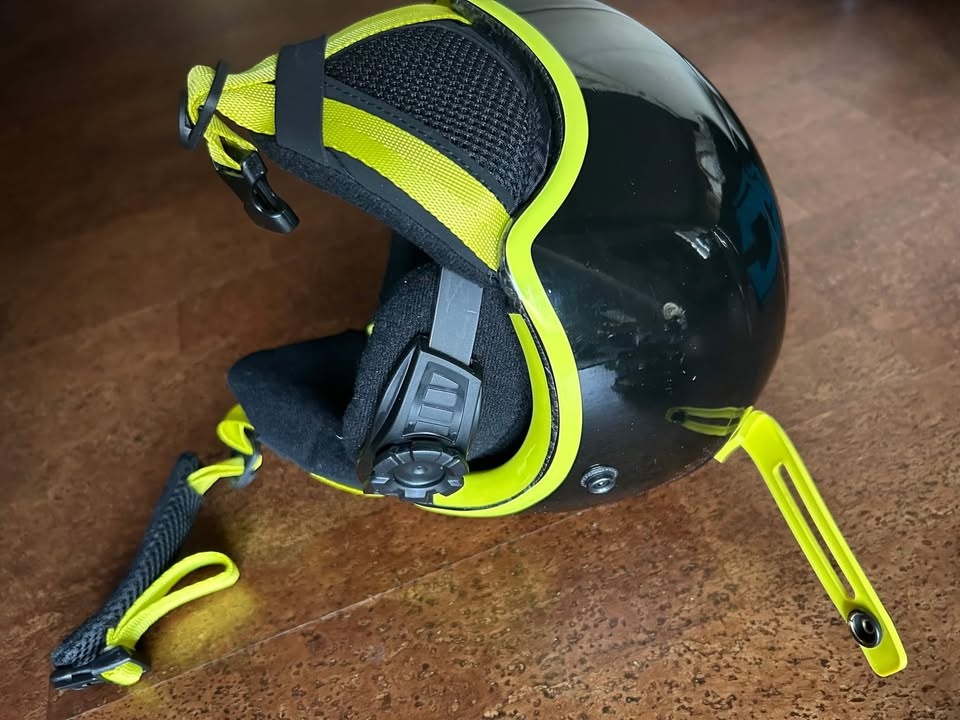 Ski helmet & matching goggles - photo 2