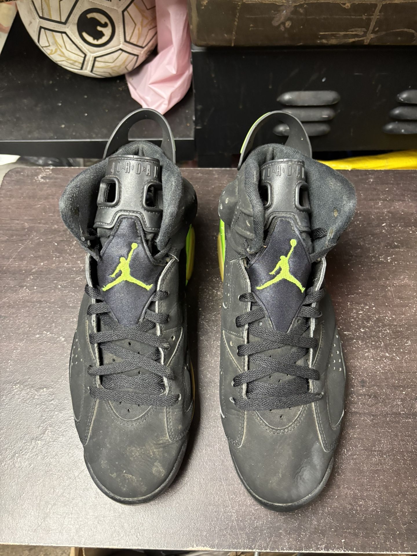 Air Jordan 6 Electric Green - photo 2