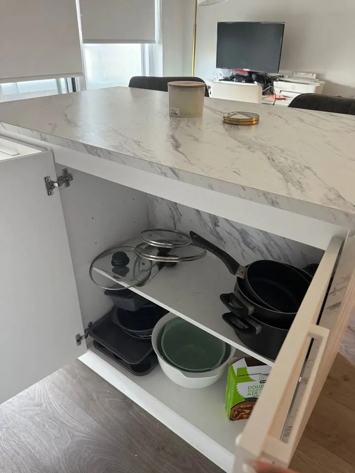 Kitchen Island - MOVING! NEED GONE ASAP! image indicator(4)