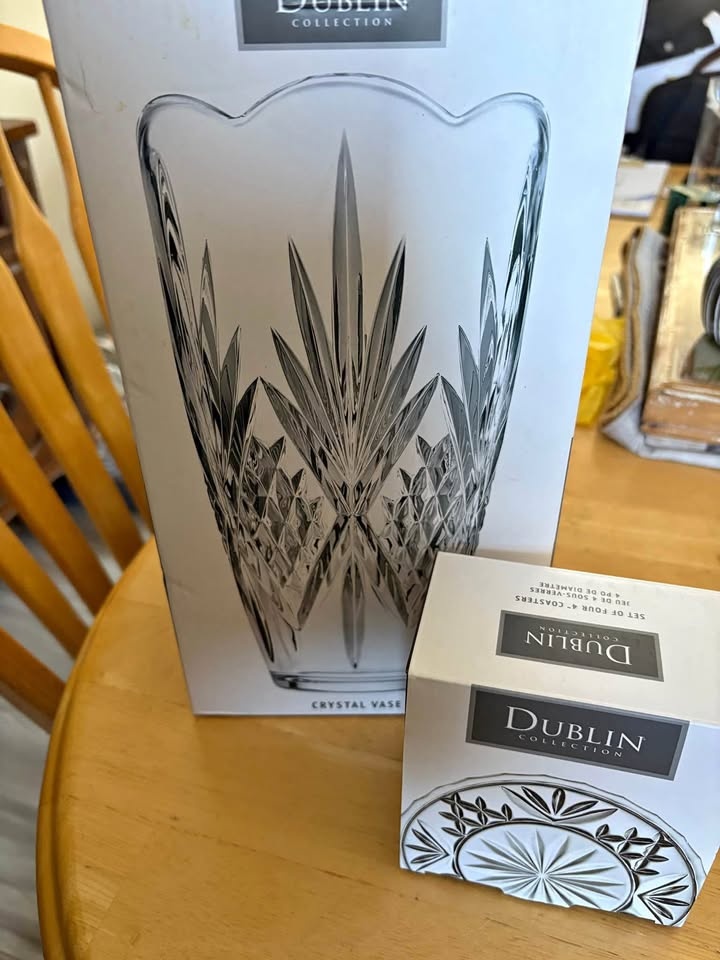 Crystal vase and coasters