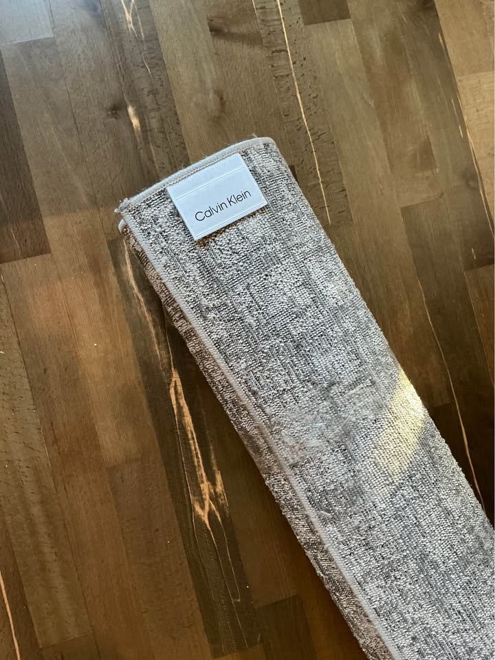 Calvin Klein 5x7 area rug - photo 5